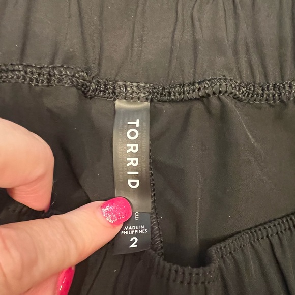 Torrid Athletic running shorts black 2x - Picture 2 of 4